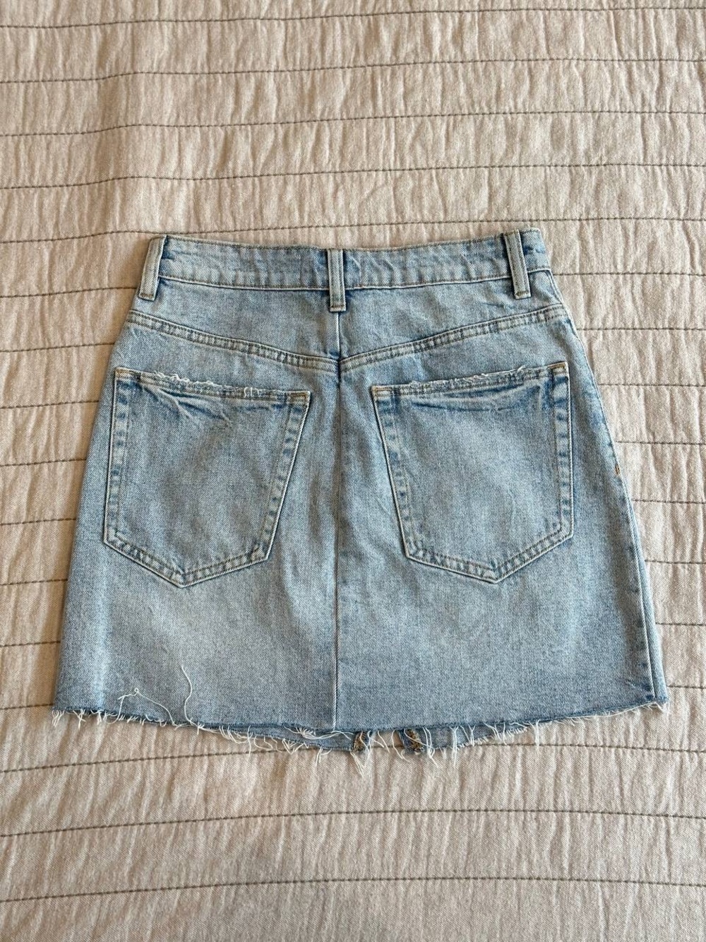 Zara Light Wash Denim Mini Skirt - Picture 2 of 6